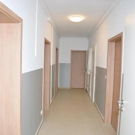 Weisenau Plaza Hostel Mainz