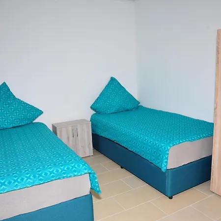 Weisenau Plaza Hostel Mohuč