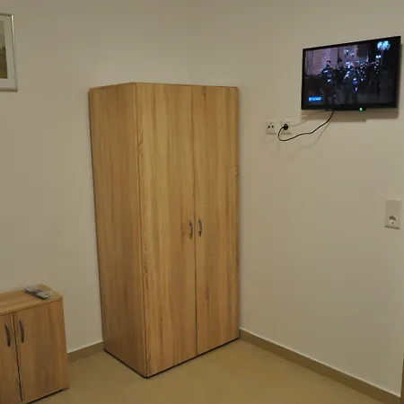 Hostel Weisenau Plaza *