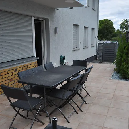 Weisenau Plaza Hostel Mainz