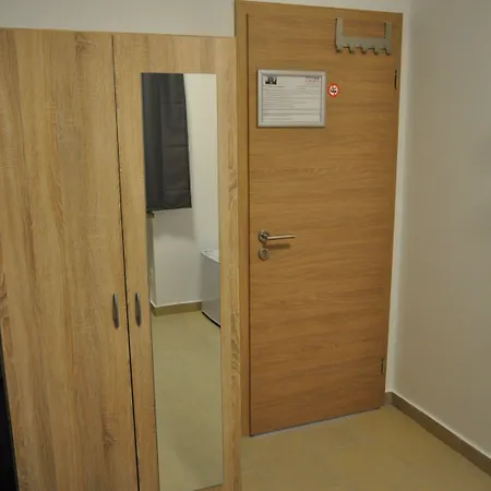 Weisenau Plaza Hostel