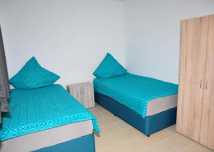 Weisenau Plaza Hostel Mainz