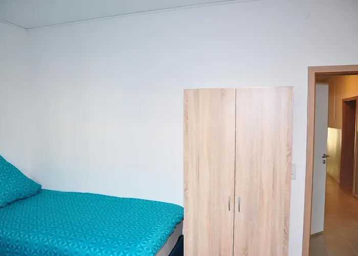 Weisenau Plaza Hostel Mainz