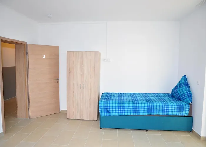 Hostel Weisenau Plaza