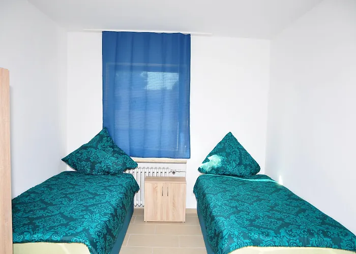 Hostel Weisenau Plaza *